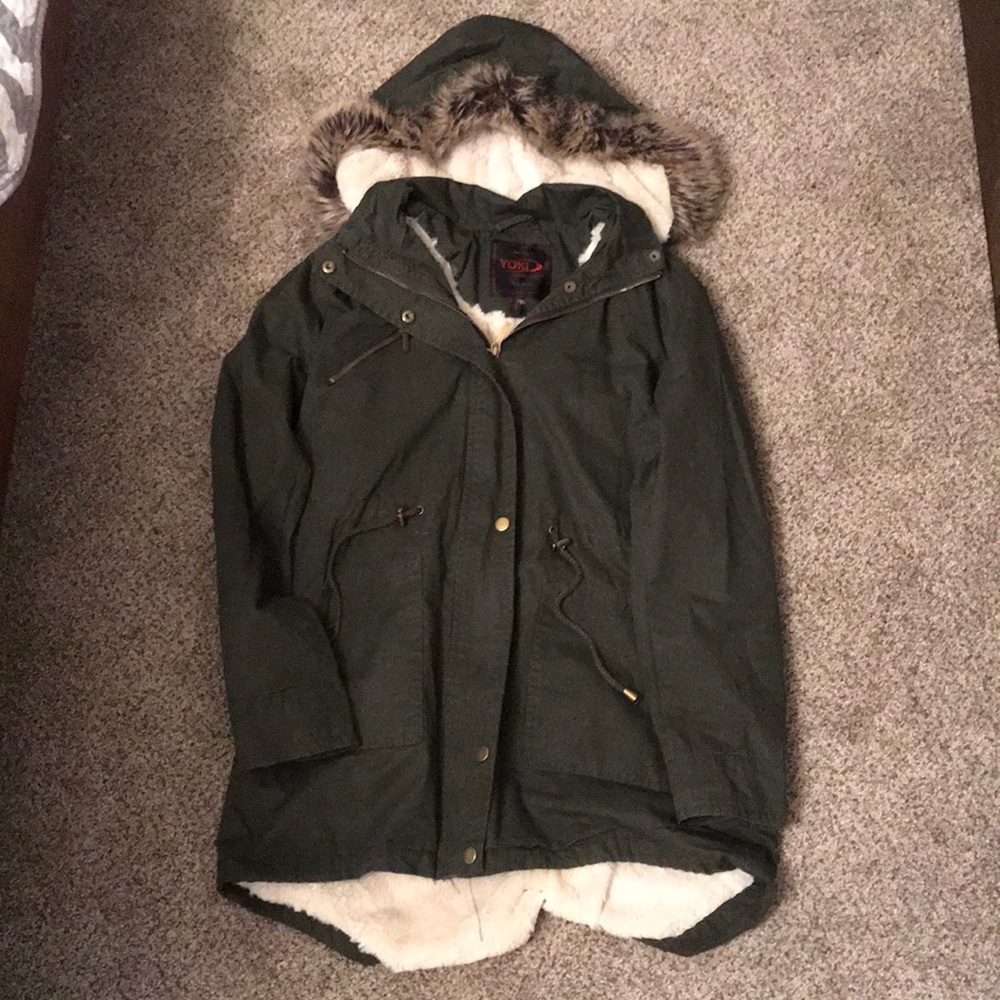 Cargo jacket with detachable fur hood